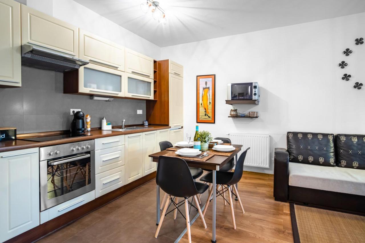 Mf Villa Azur Wellness Apartment Siofok Exterior photo